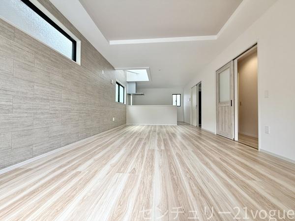 春日井市東野町西２丁目の新築一戸建