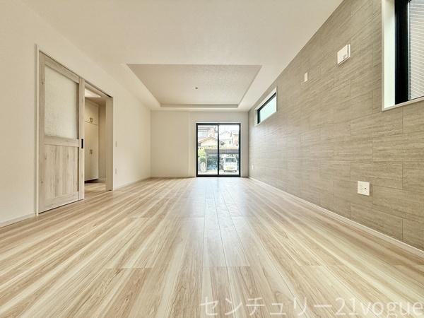 春日井市東野町西２丁目の新築一戸建