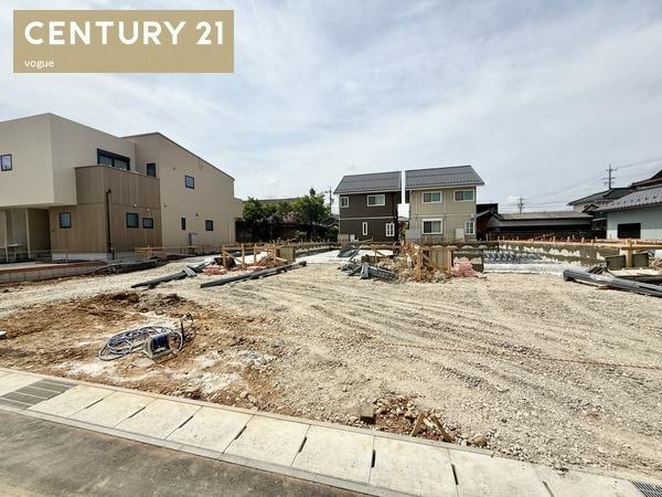 春日井市花長町１丁目の新築一戸建
