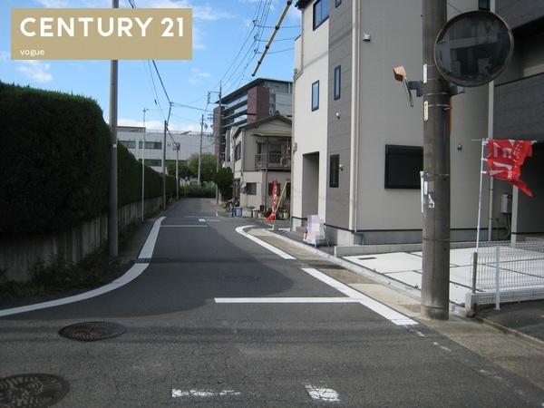 名古屋市北区柳原1期 3号棟(前面道路含む現地写真)