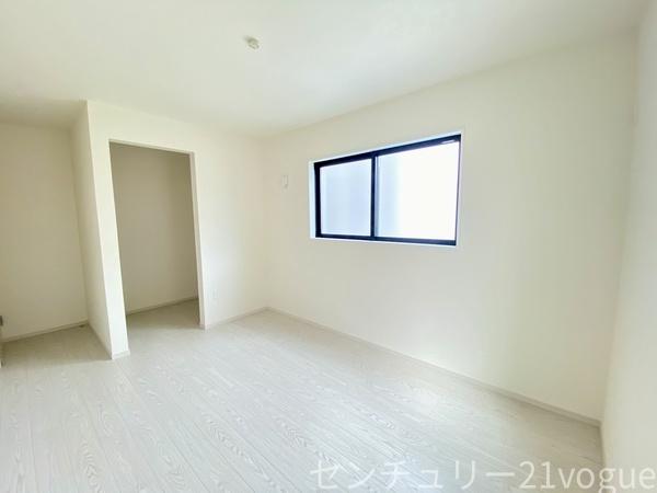 名古屋市中川区供米田３丁目の新築一戸建