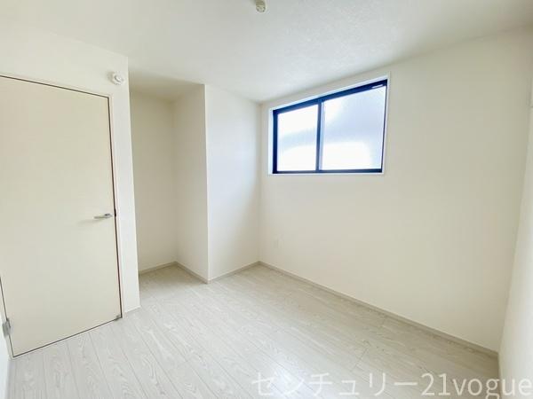名古屋市中川区供米田３丁目の新築一戸建