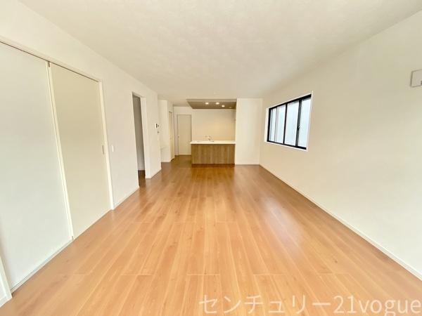 名古屋市中川区供米田３丁目の新築一戸建