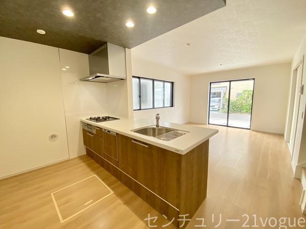 名古屋市中川区供米田３丁目の新築一戸建