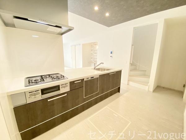 名古屋市名東区小井堀町の新築一戸建