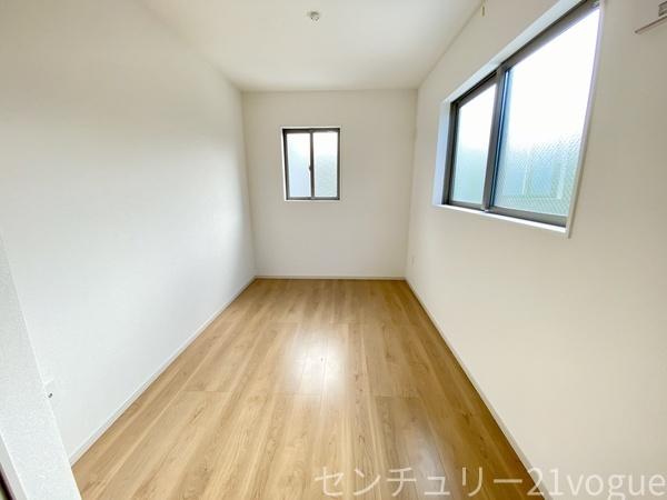名古屋市名東区小井堀町の新築一戸建