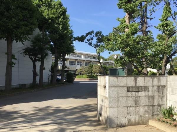 千葉市稲毛区小仲台９丁目の土地(千葉市立小中台中学校)
