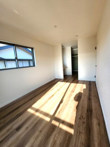 稲毛駅バス７分の新築戸建て、完成しました！