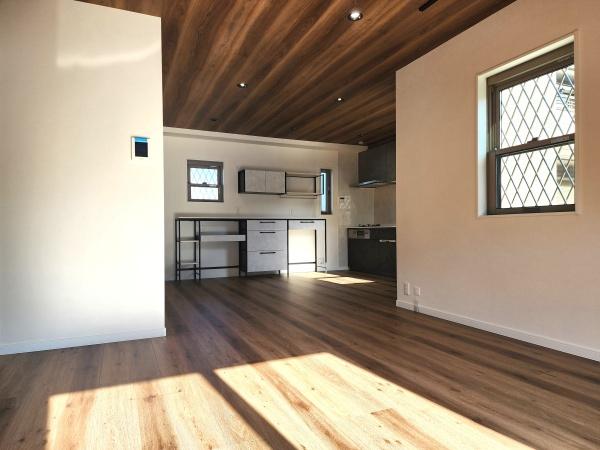 稲毛駅バス７分の新築戸建て、完成しました！