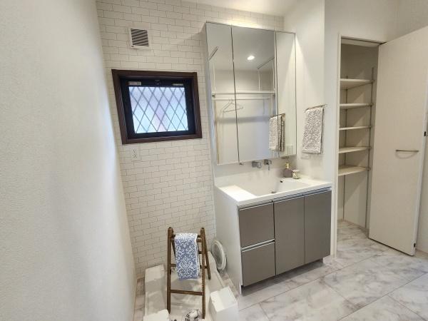 千葉市稲毛区穴川町の新築一戸建