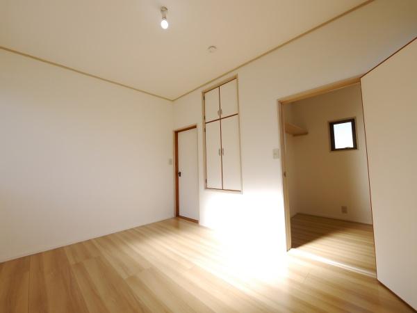 八潮市八潮８丁目の中古一戸建て