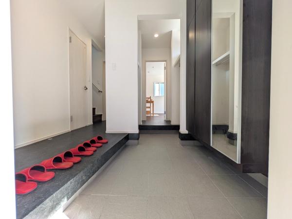 南区砂口町　2号棟　新築戸建