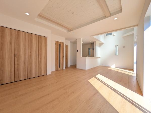 南区砂口町　5号棟　新築戸建