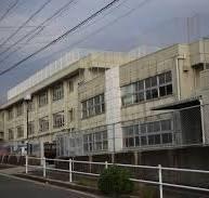 ファミリアーレ滝ノ水南第２(名古屋市立鎌倉台中学校)