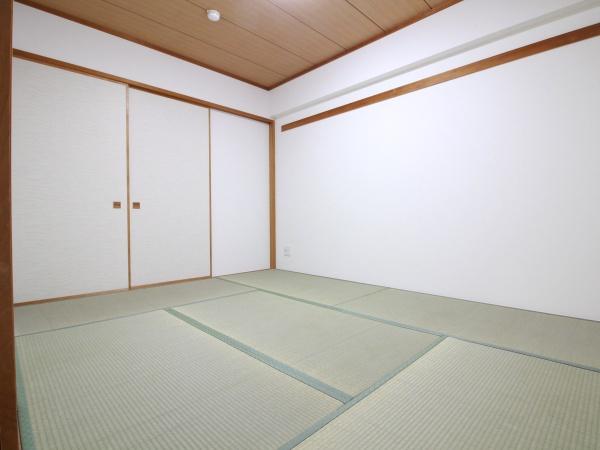 ユニーブル鳴海東ガーデンコート
