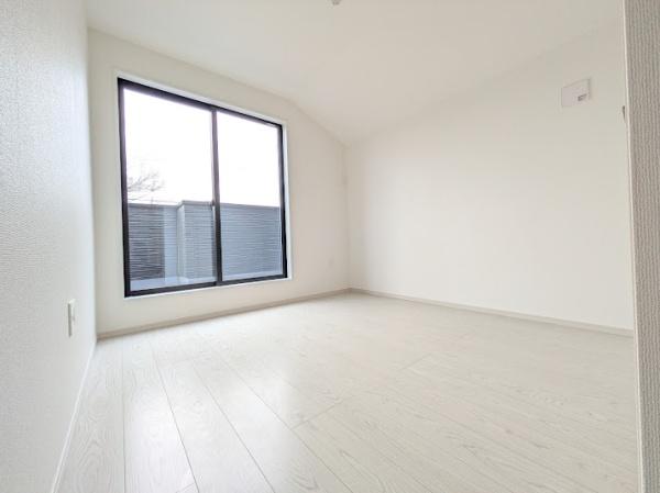 名古屋市緑区鳴丘２丁目の新築一戸建