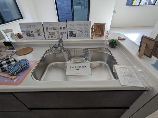 横浜市金沢区柳町の新築一戸建