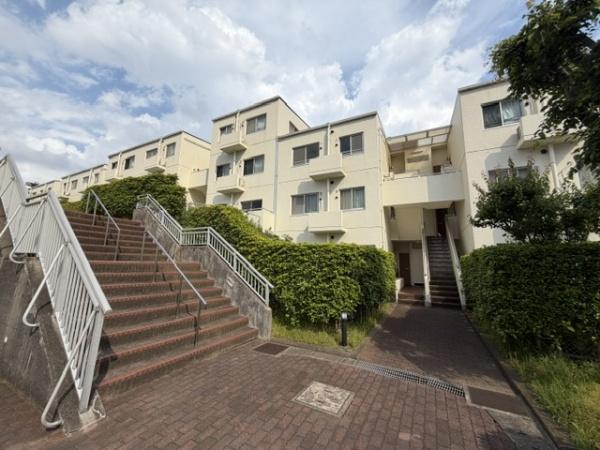 メゾン横浜能見台Ｂ棟