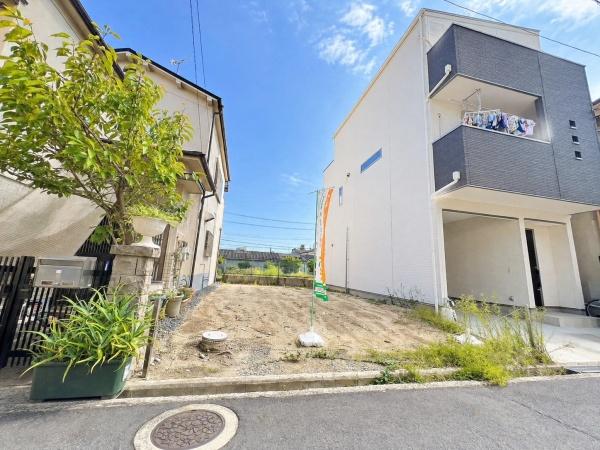 東大阪市花園西町２丁目の新築一戸建
