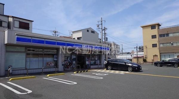 ハイツ紀の国(ローソン生野巽東三丁目店)