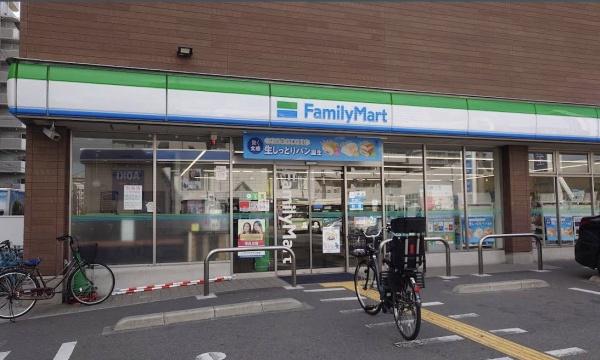 ハイネス今福東公園一番館(ファミリーマート城東今福東店)