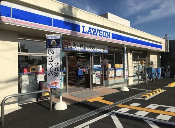 ファミールハイツ城東Ａ棟(ローソン新喜多東一丁目店)