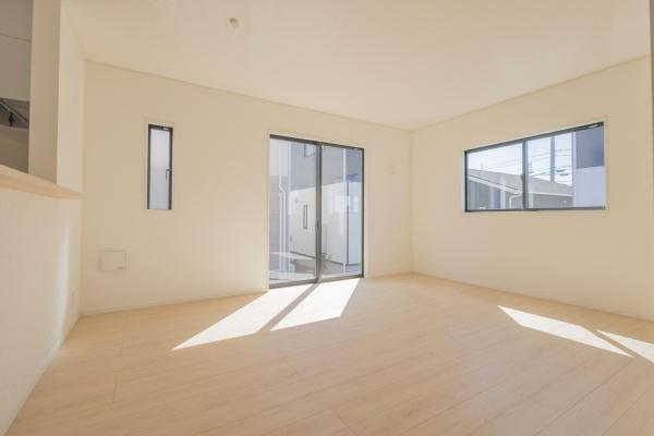 小山市東間々田２丁目の新築一戸建