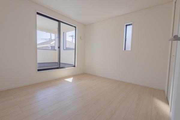 小山市東間々田２丁目の新築一戸建