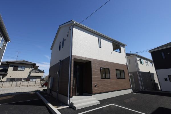 小山市東間々田２丁目の新築一戸建
