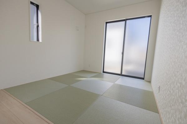 小山市東間々田２丁目の新築一戸建
