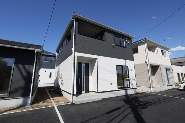 小山市東間々田２丁目の新築一戸建