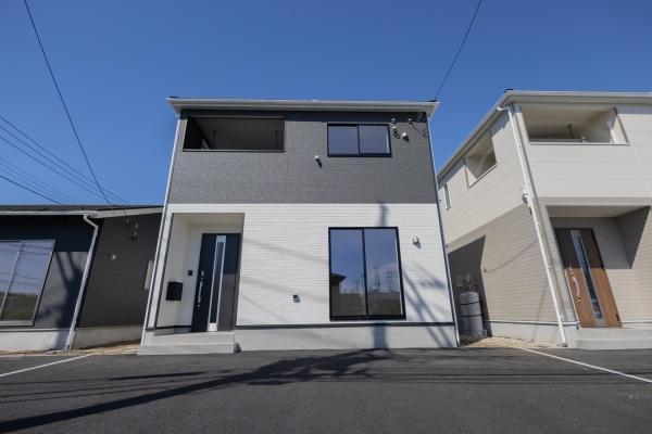 小山市東間々田２丁目の新築一戸建