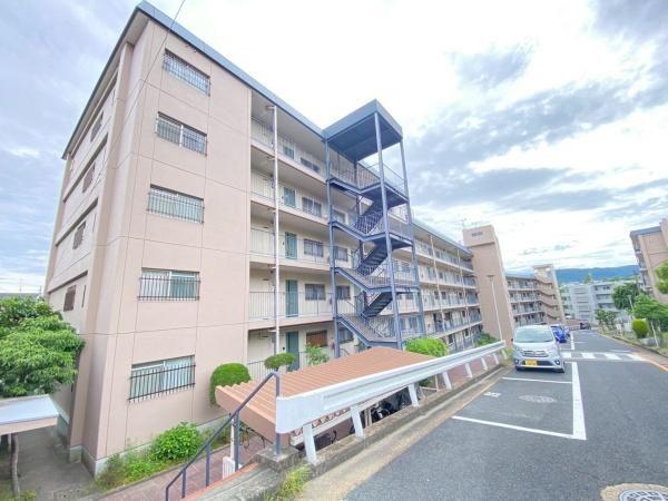 ダイヤハイツ学園前C棟