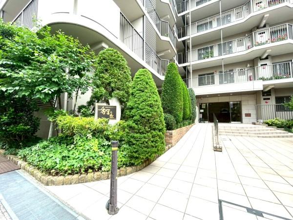 日商岩井香里ケ丘マンション
