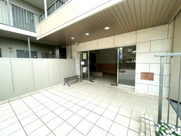 日商岩井香里ケ丘マンション
