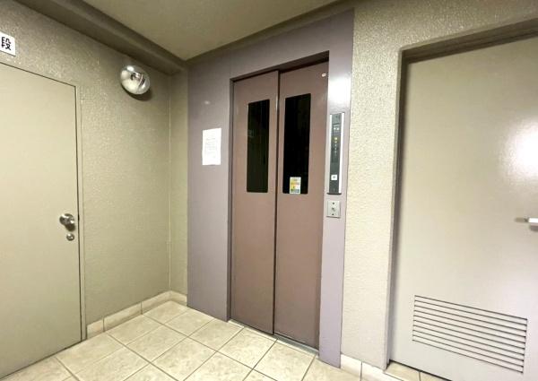 日商岩井香里ケ丘マンション