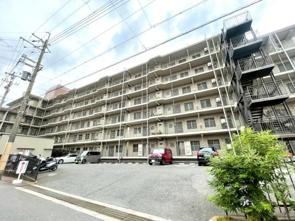 日商岩井香里ケ丘マンション