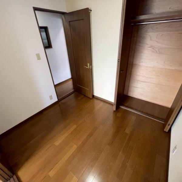 門真市野里町の中古一戸建て
