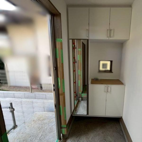 箕面市粟生外院B号棟