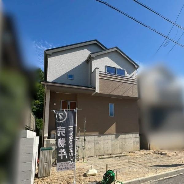 箕面市粟生外院B号棟