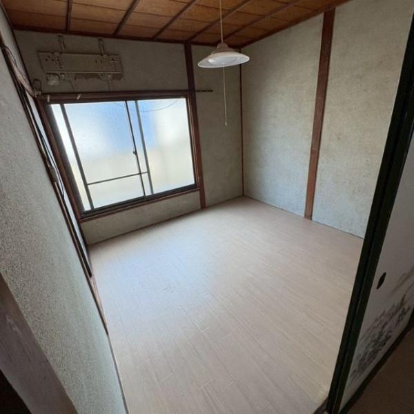 川西市霞ケ丘２丁目の中古一戸建て