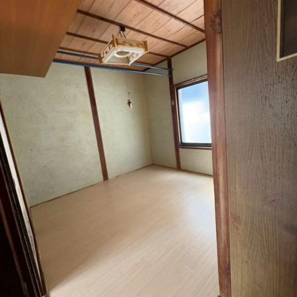 川西市霞ケ丘２丁目の中古一戸建て