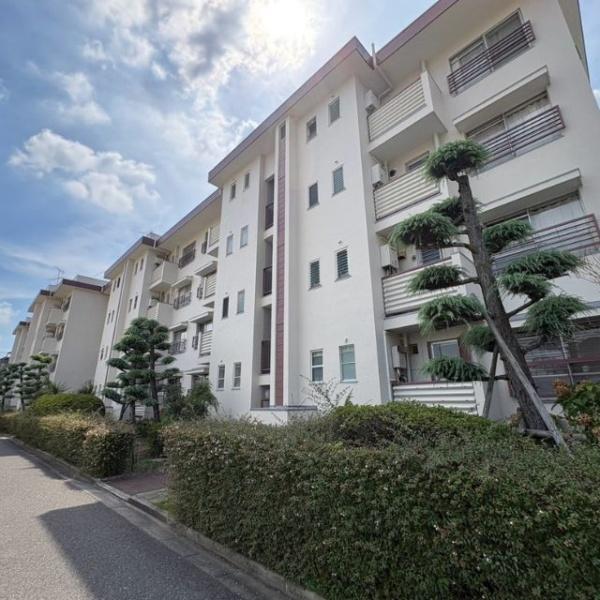 新金岡町参丁壱番住宅第壱八棟
