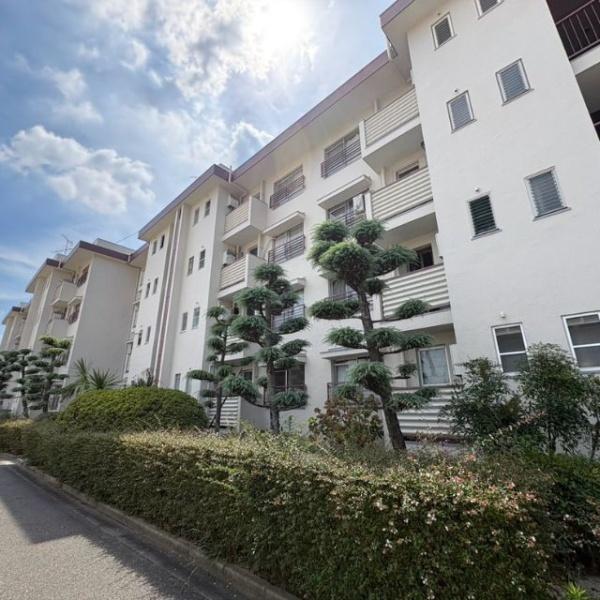 新金岡町参丁壱番住宅第壱八棟
