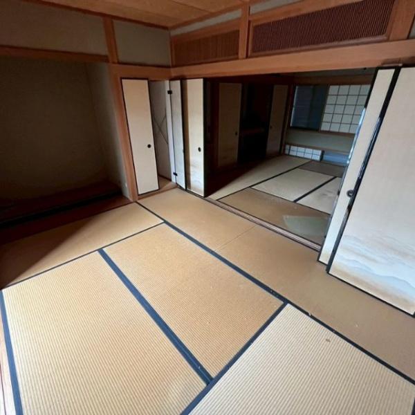 柏原市平野２丁目の中古一戸建て