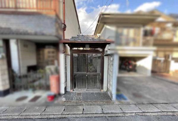 京都市山科区椥辻中在家町の中古一戸建