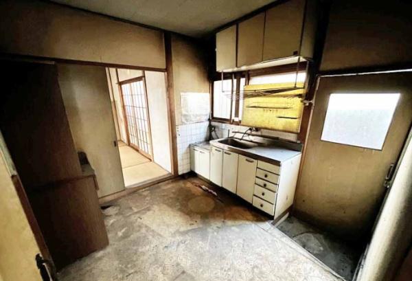 京都市山科区椥辻中在家町の中古一戸建
