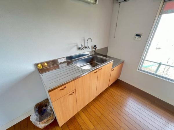 大津市南小松の中古一戸建