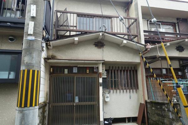 京都市右京区嵯峨折戸町の中古テラスハウス