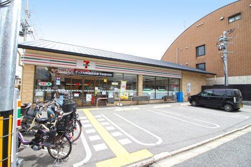 京都市伏見区深草鳥居崎町の中古一戸建て(セブンイレブン伏見深草藤森店)